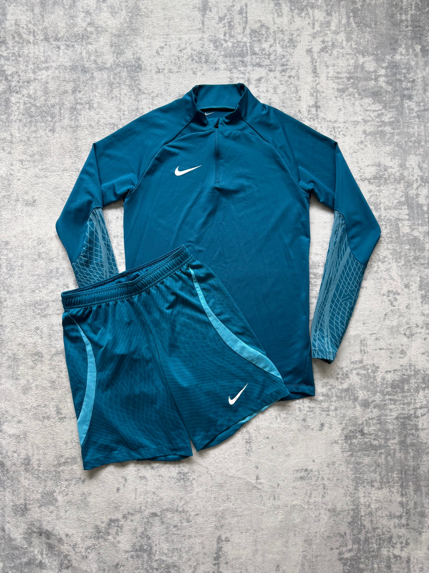 Nike 1/4 Zip Short Set - S/XS