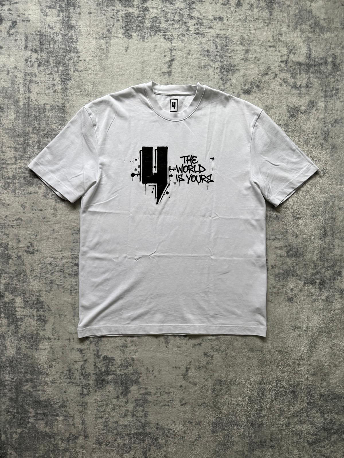 Yelir World T Shirt - L