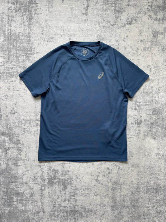 Asics T Shirt - M