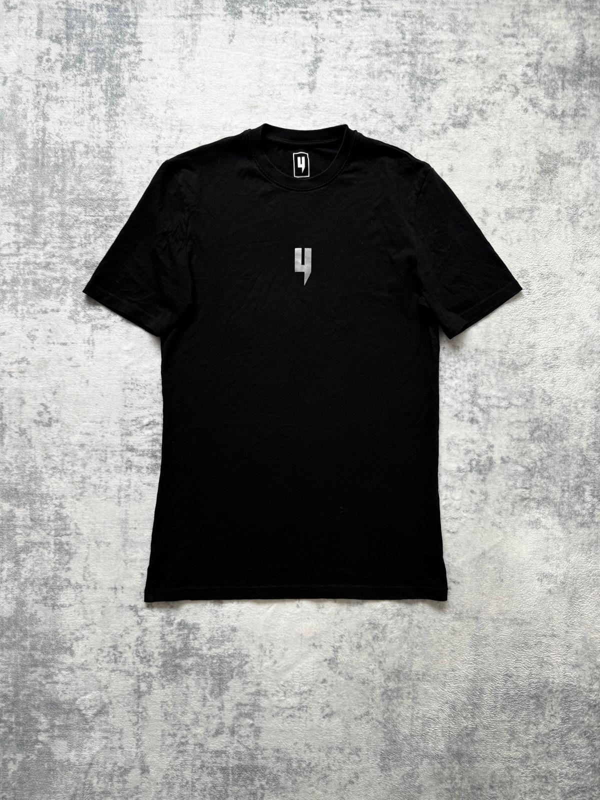 Yelir World T Shirt - S