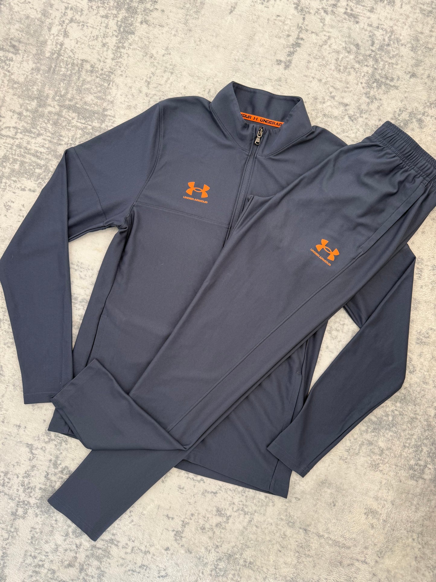 Under Armour Tracksuit - M