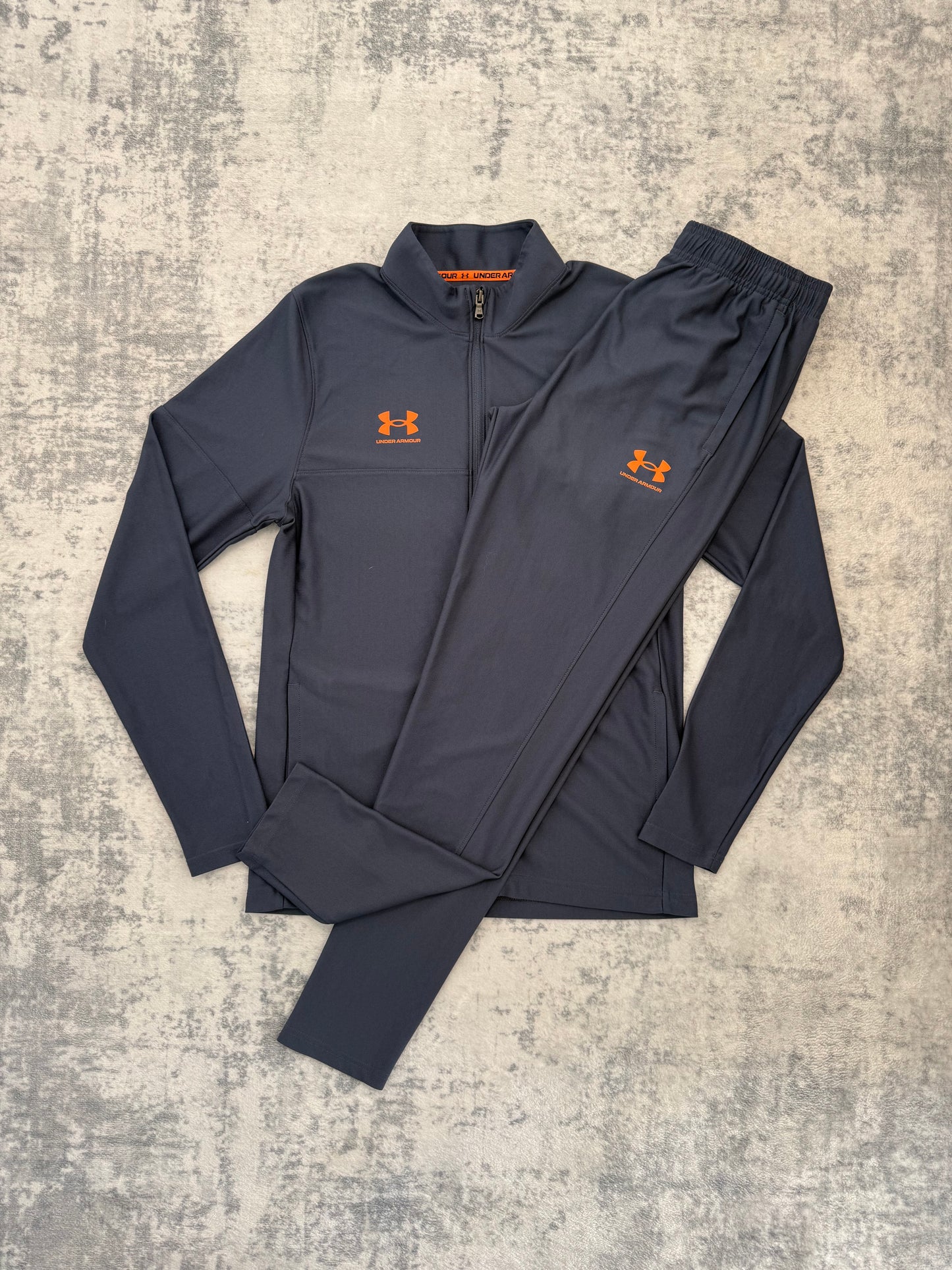 Under Armour Tracksuit - M