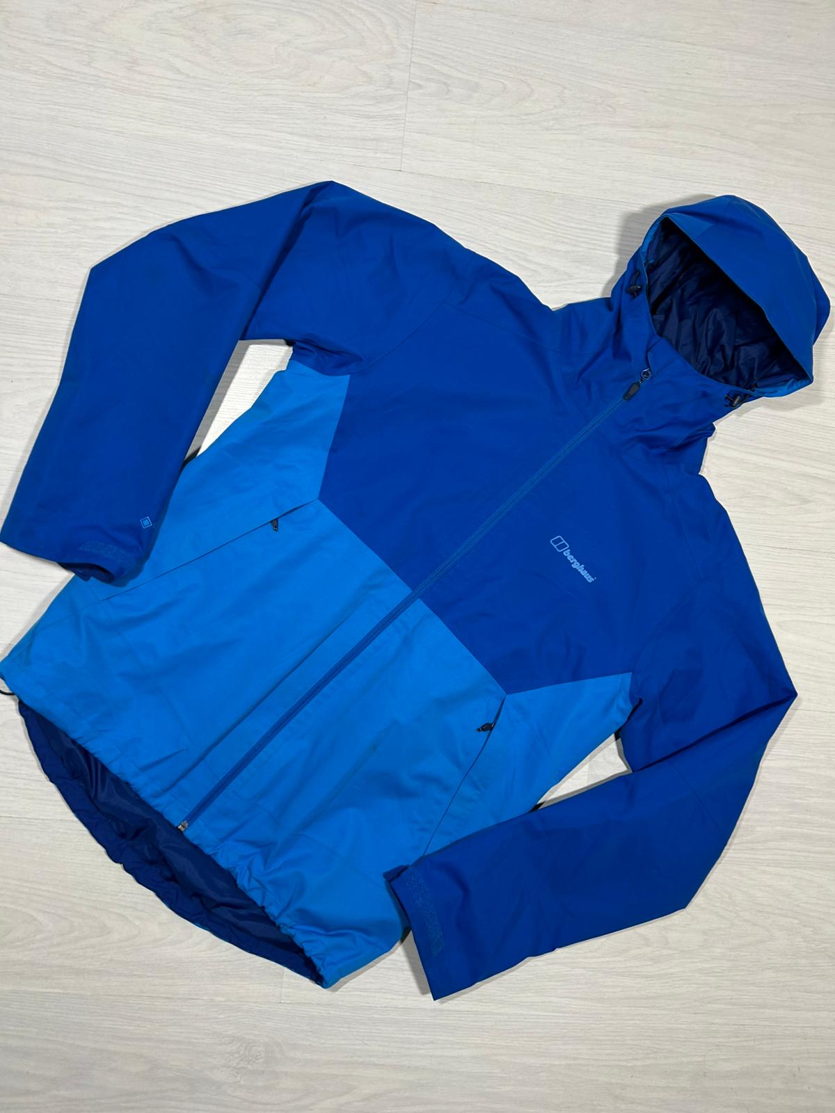 Berghaus Goretex - L - Active Supply