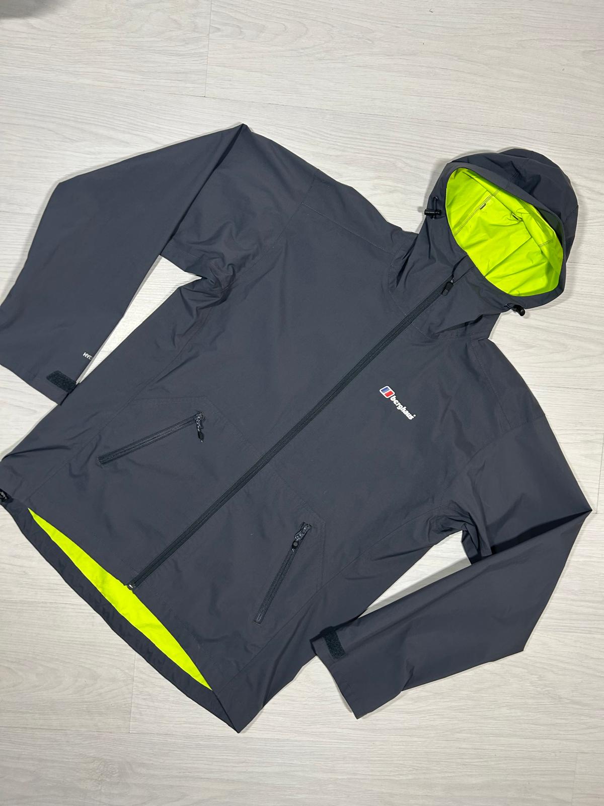 Berghaus Hydroshell - M - Active Supply