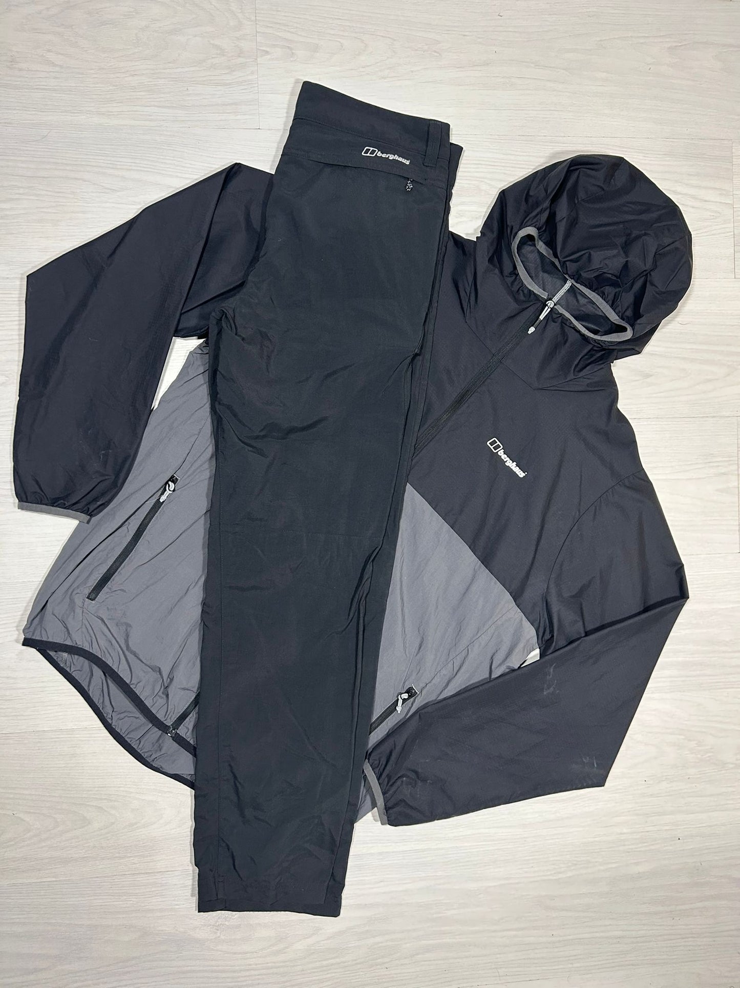 Berghaus Set - XL/L - Active Supply