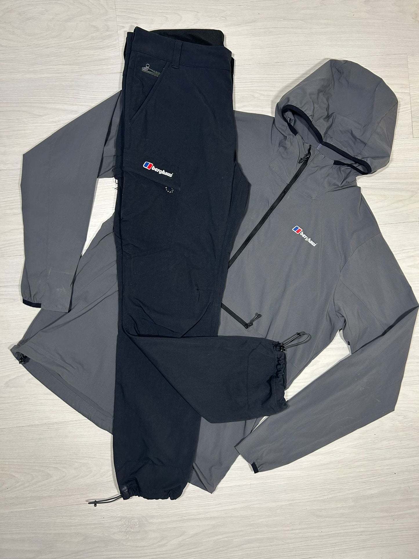 Berghaus Set - XL/L - Active Supply