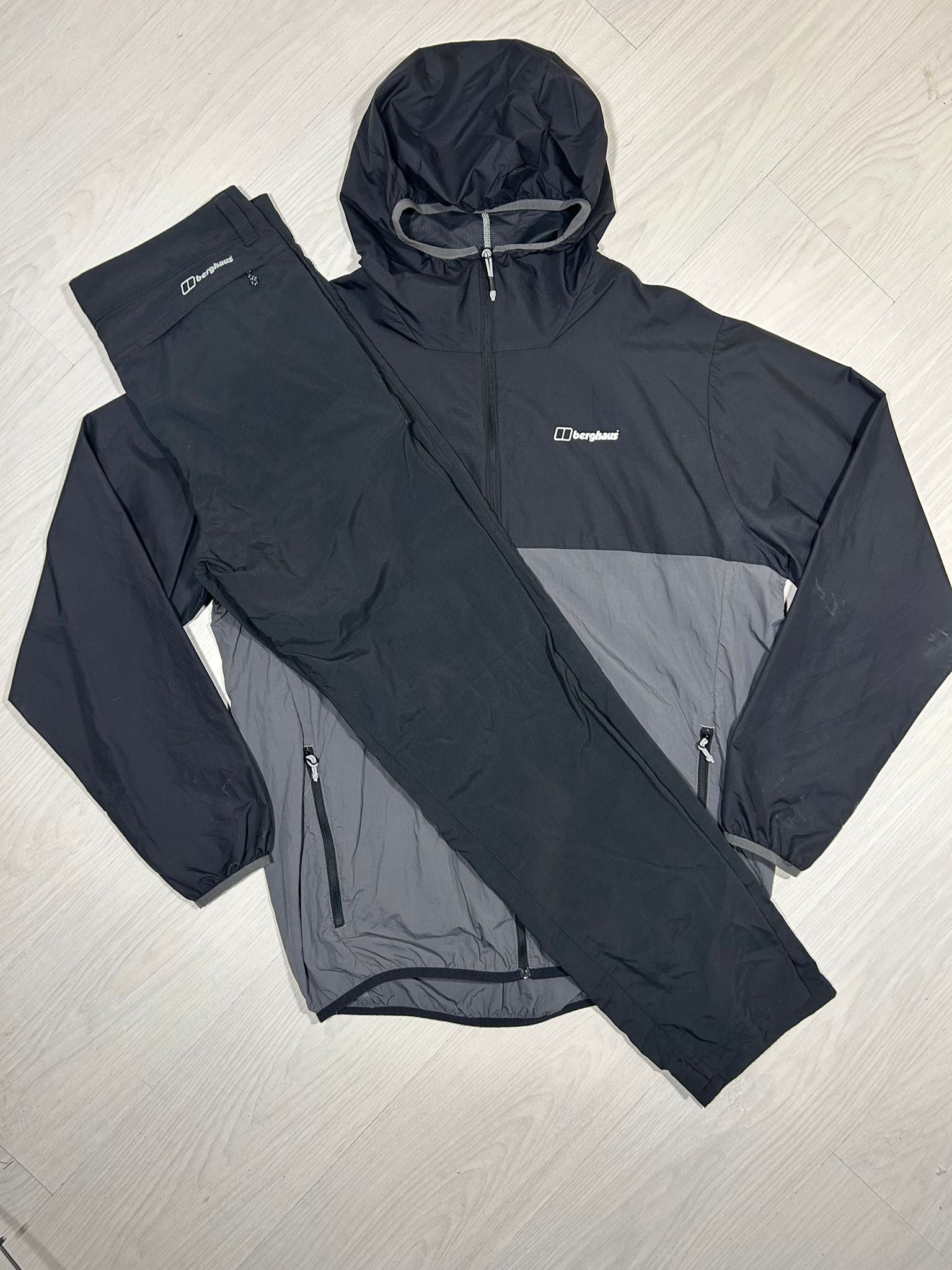 Berghaus Set - XL/L - Active Supply