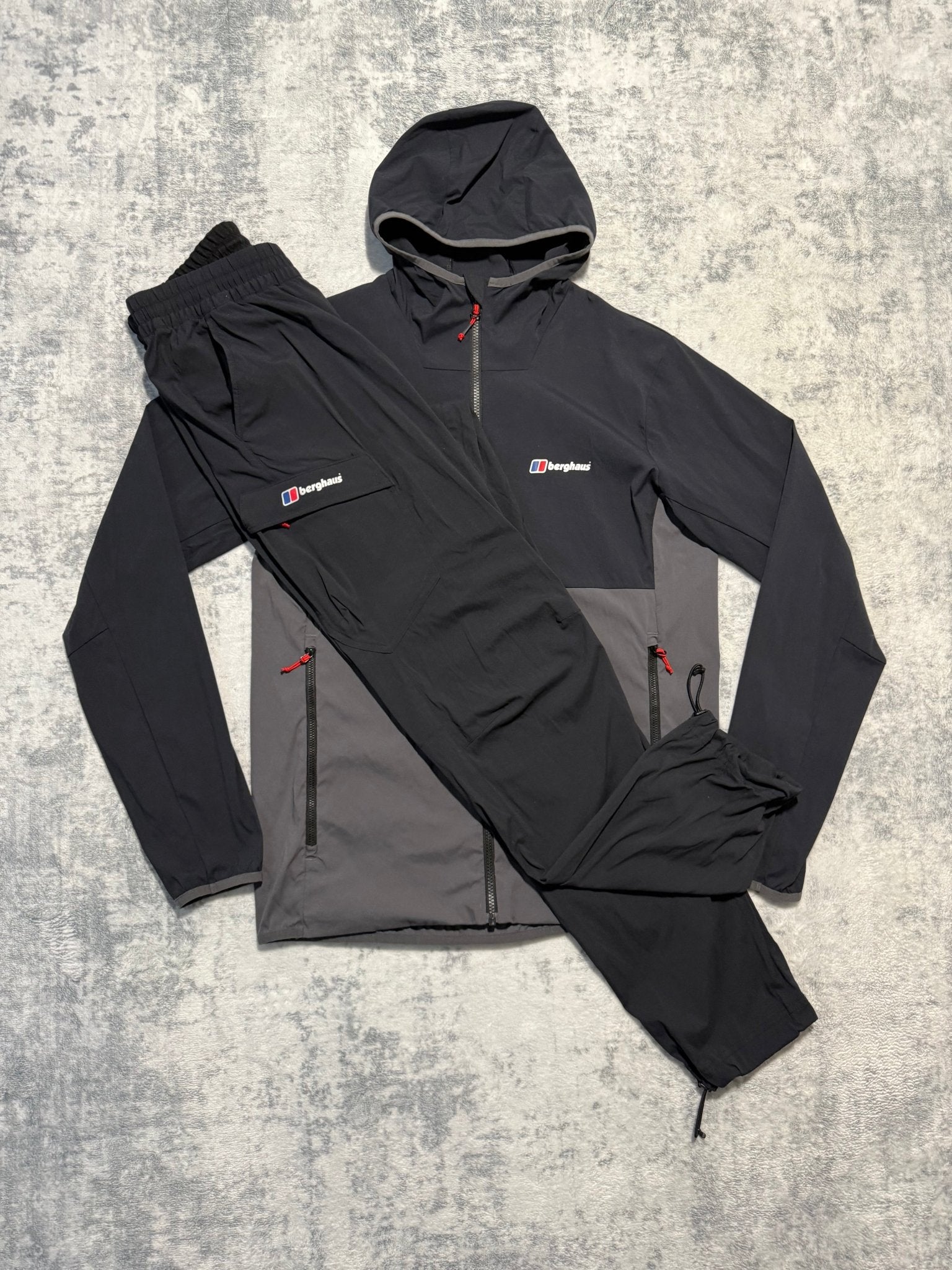 Berghaus Tracksuit - M/S - Active Supply