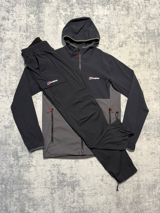 Berghaus Tracksuit - M/S - Active Supply