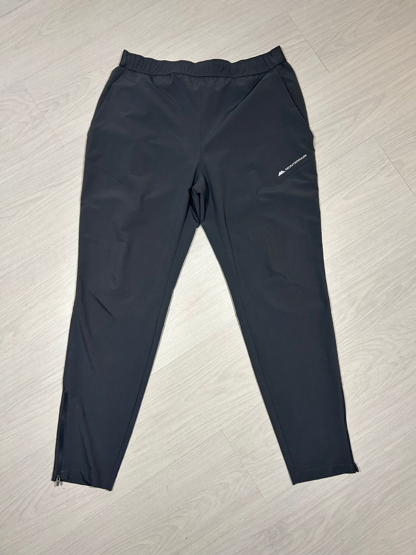 Monterrain Bottoms - L - Active Supply