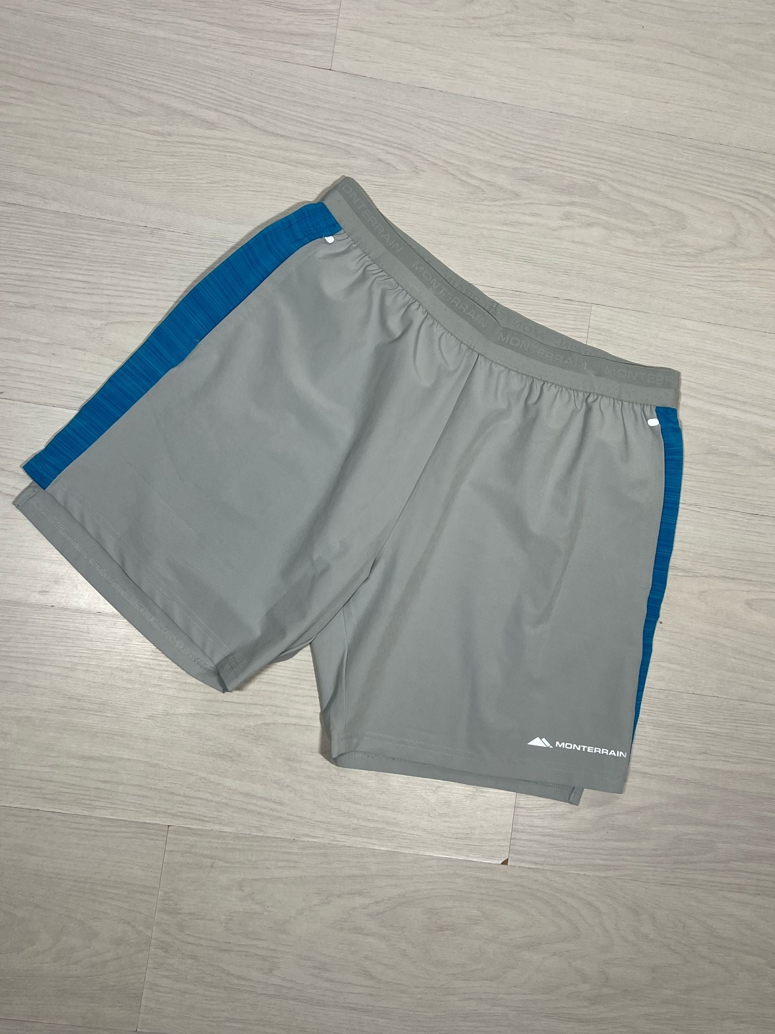 Monterrain Short - XL - Active Supply