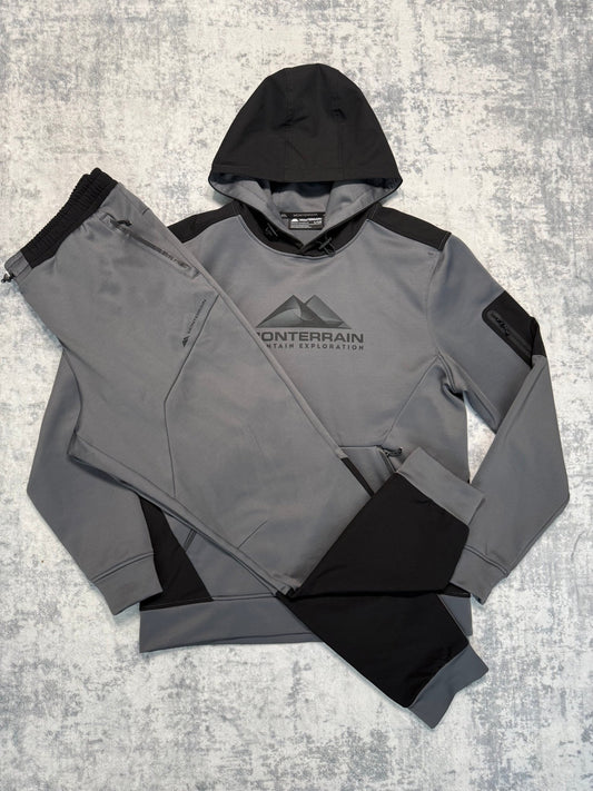 Monterrain Tracksuit - L - Active Supply