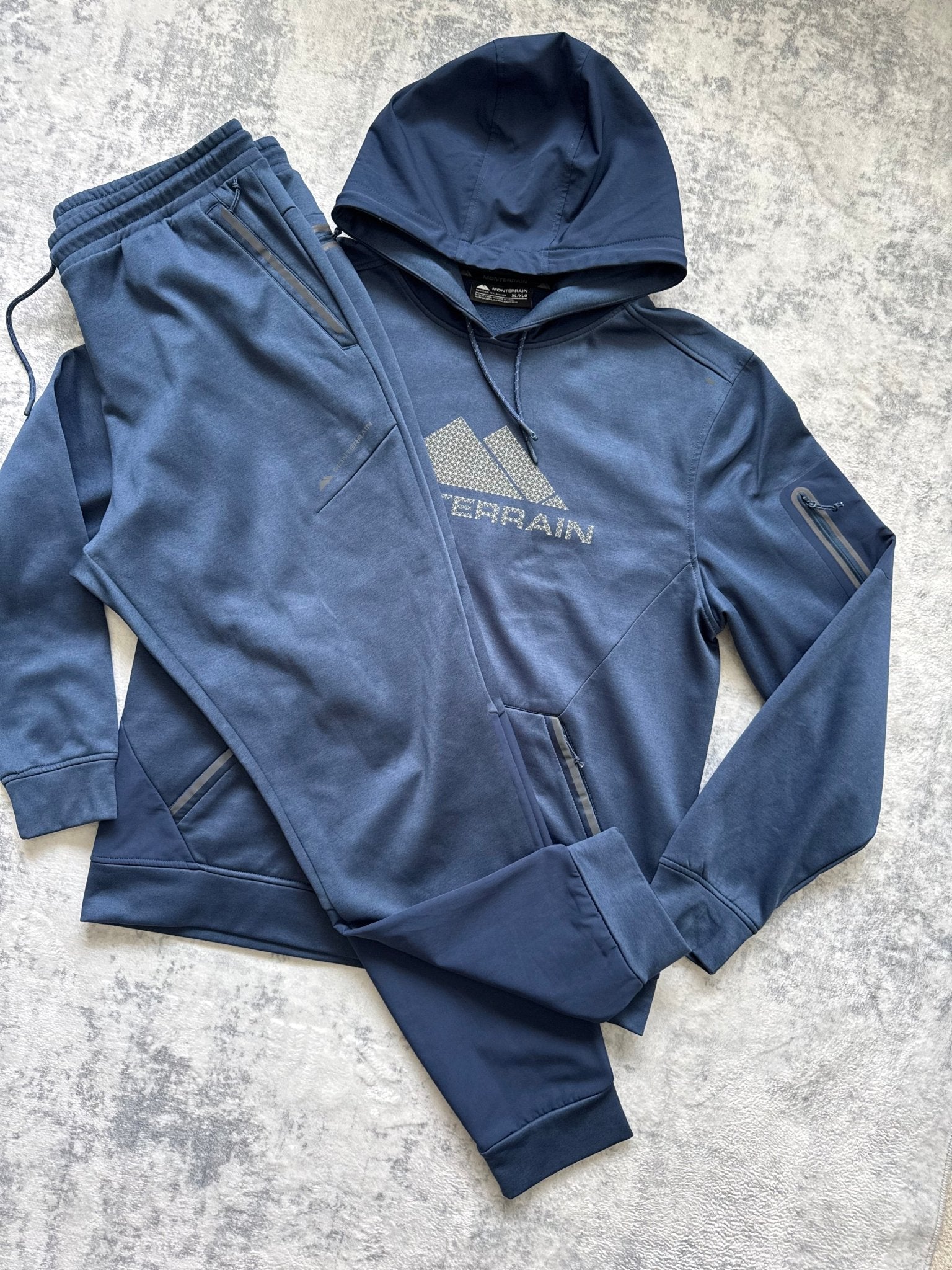 Monterrain Tracksuit - XL - Active Supply