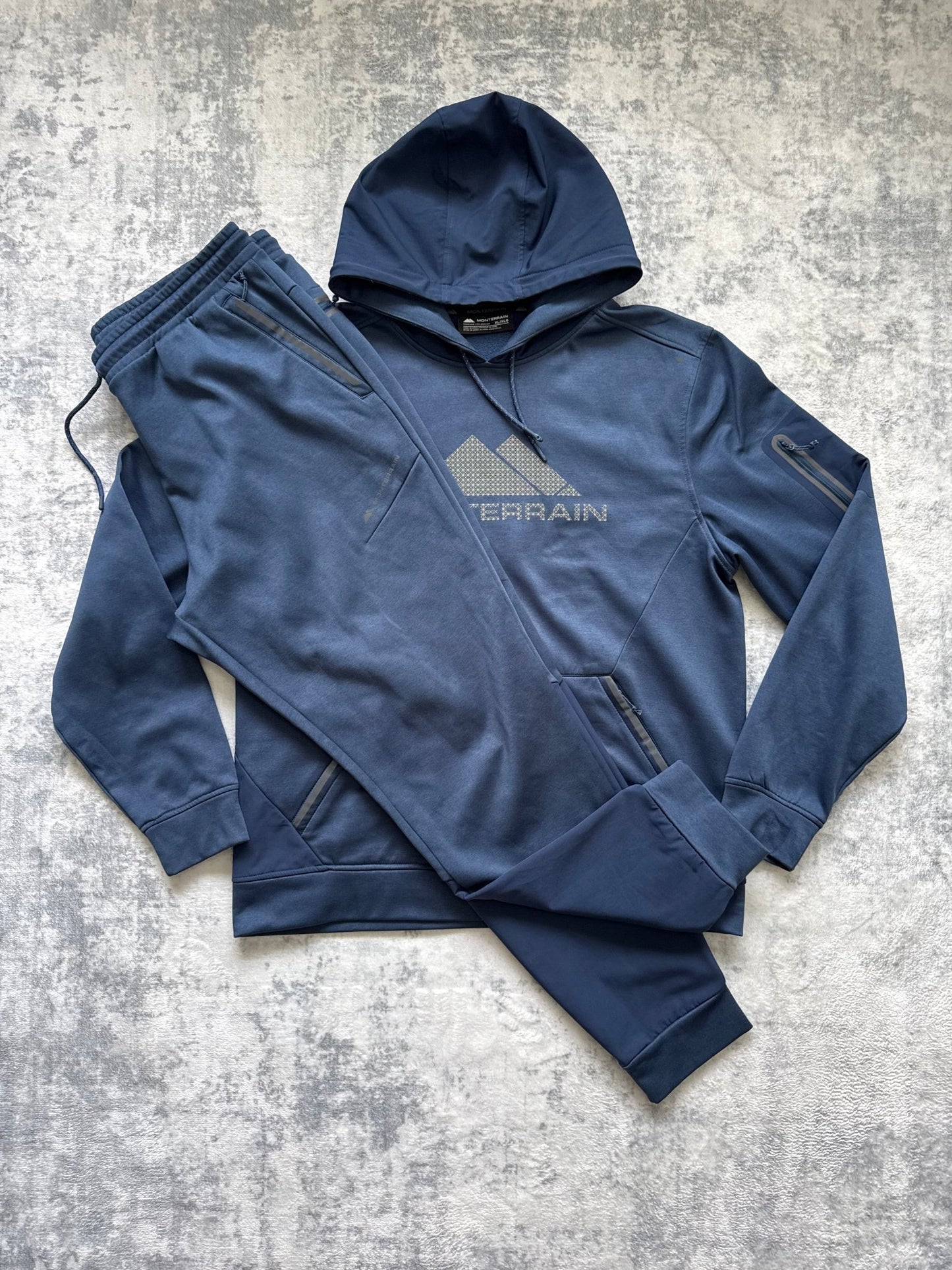 Monterrain Tracksuit - XL - Active Supply