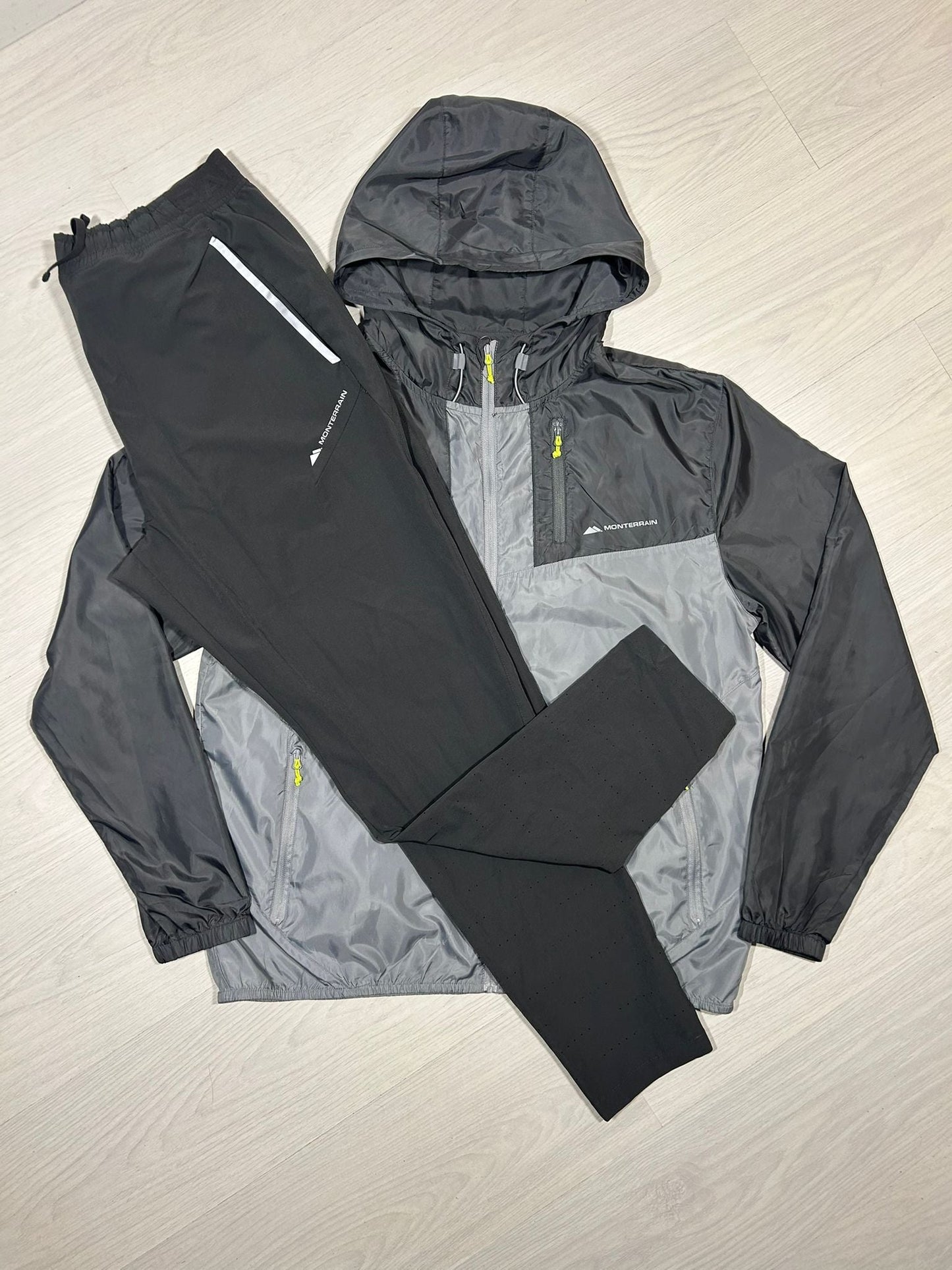 Monterrain Tracksuit - XL/L - Active Supply