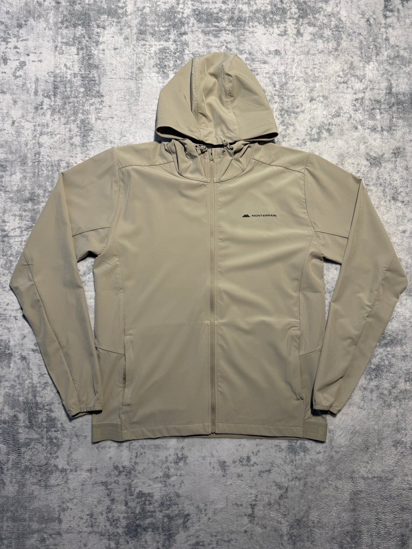 Monterrain Windbreaker - L - Active Supply