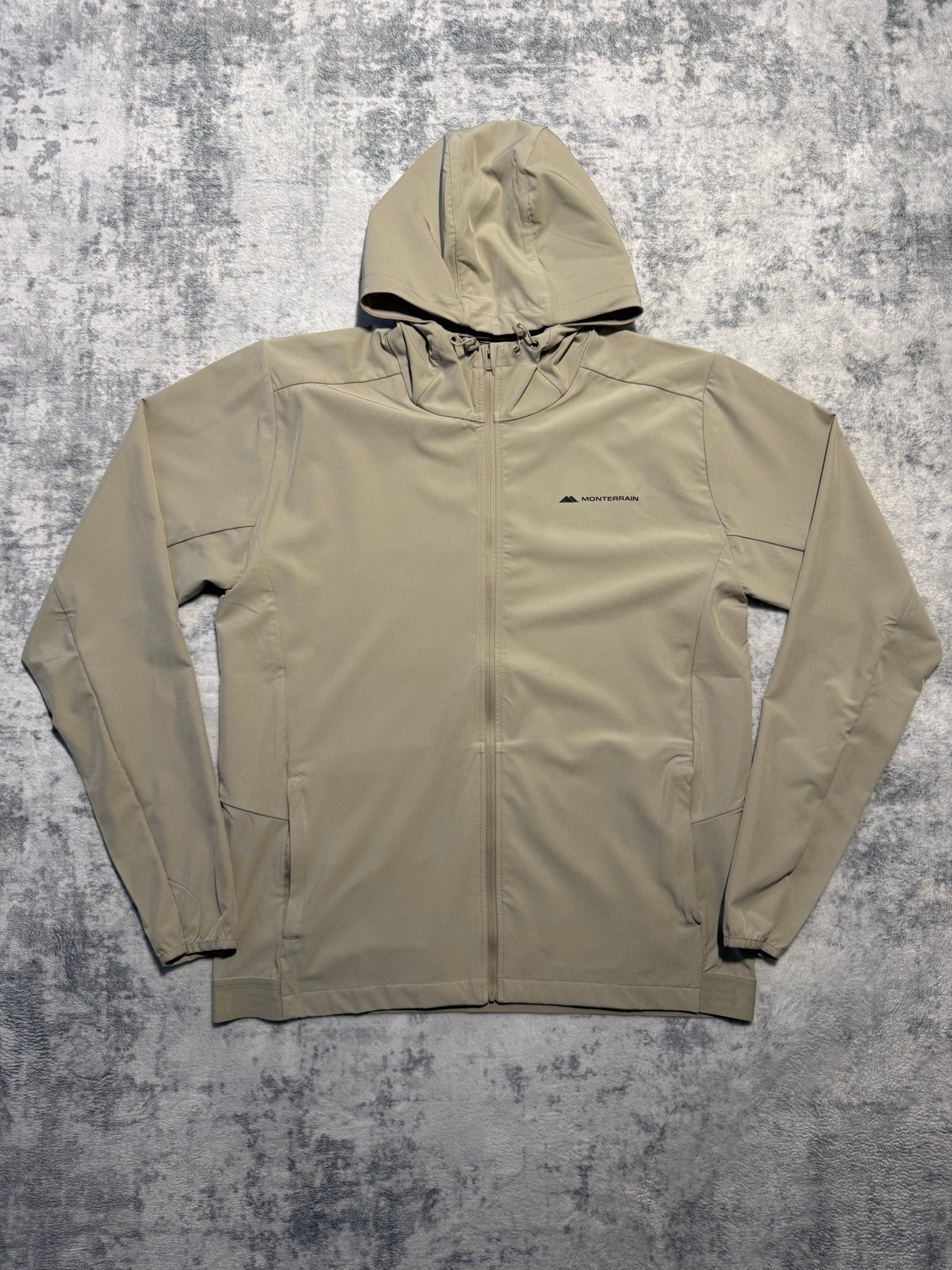 Monterrain Windbreaker - L - Active Supply