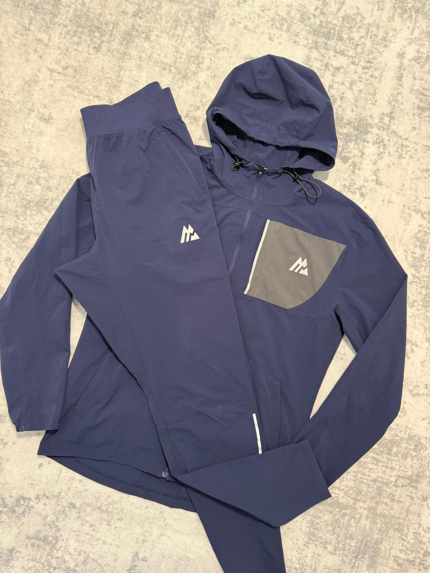 Montirex Tracksuit - M - Active Supply