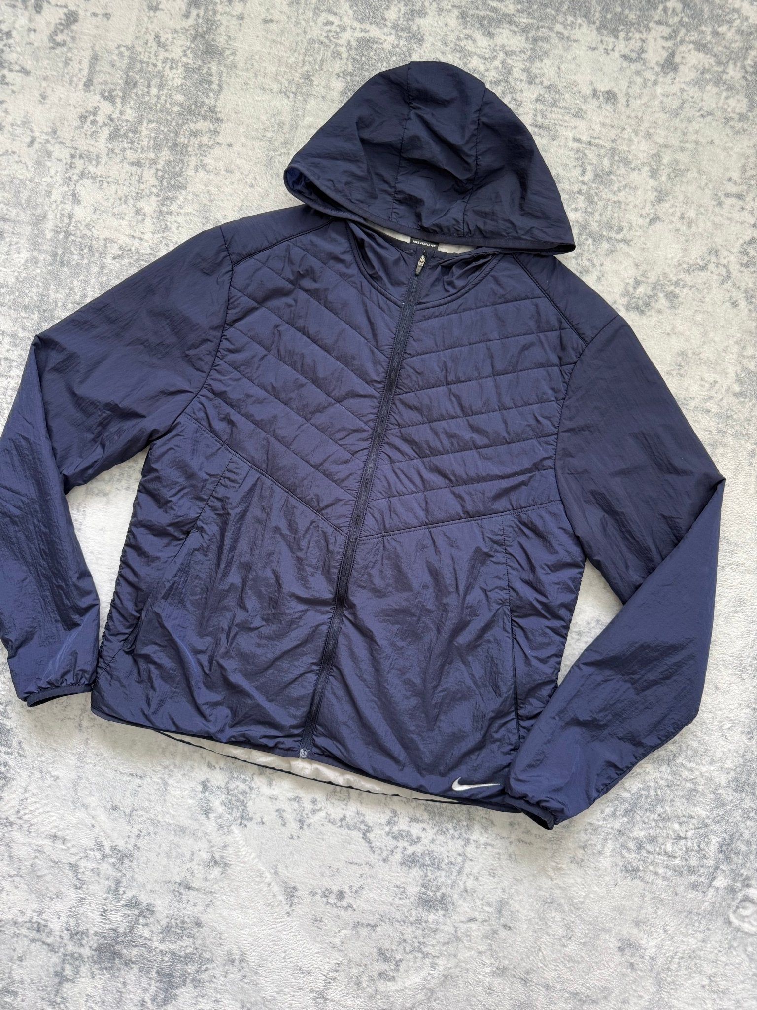 Nike Aerolayer Jacket - L - Active Supply