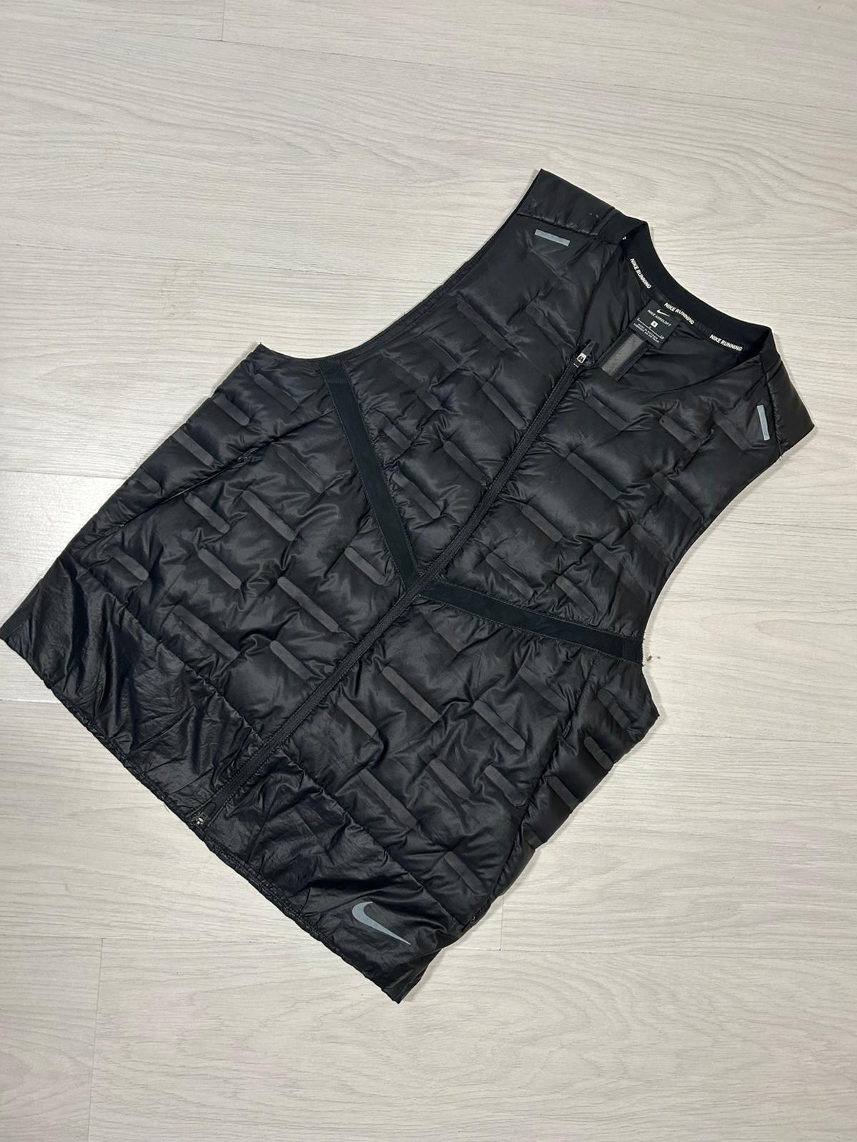 Nike Aeroloft Gilet - S - Active Supply