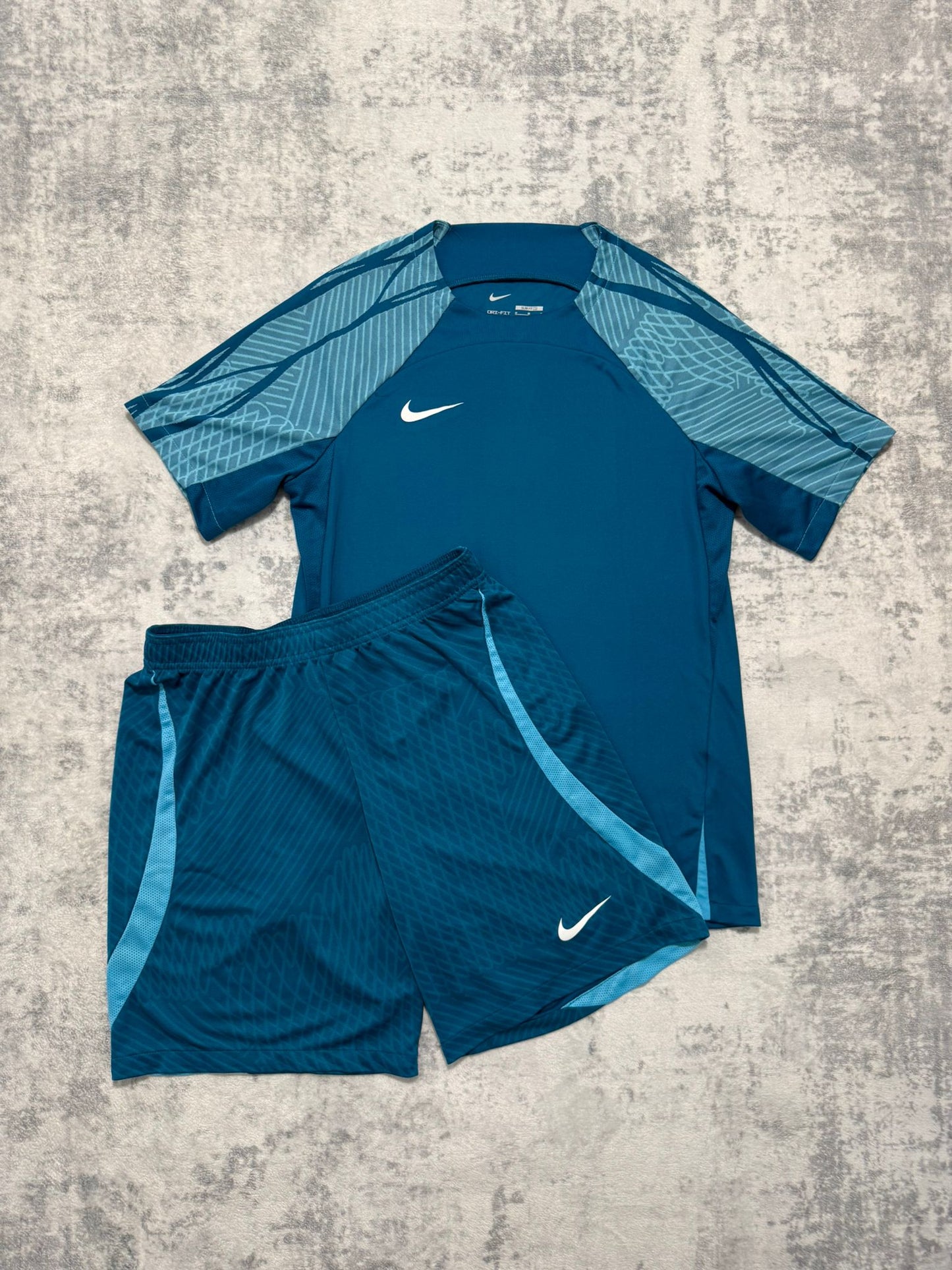 Nike Dri Fit Short Set - M - Active Supply