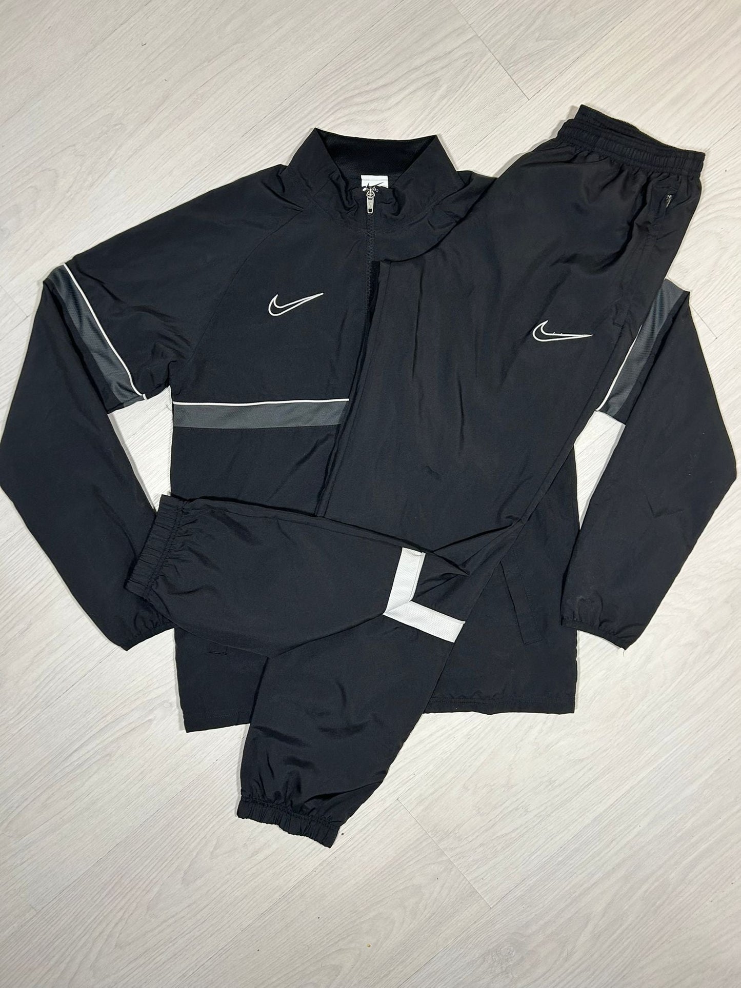 Nike Dri Fit Tracksuit - M - Active Supply