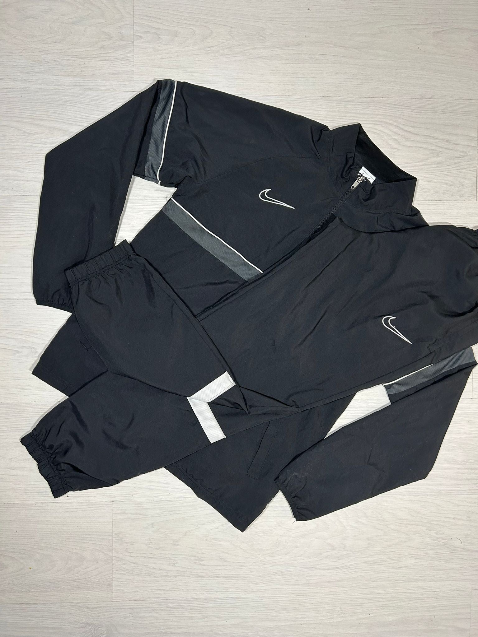 Nike Dri Fit Tracksuit - M - Active Supply