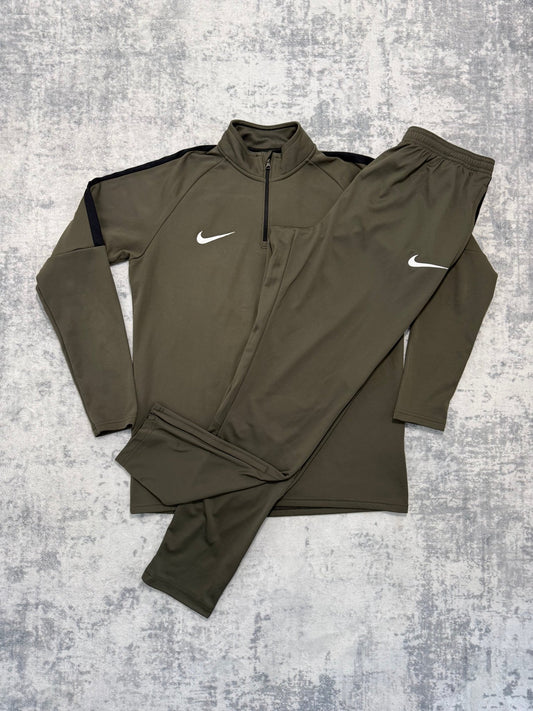 Nike Dri Fit Tracksuit - M/L - Active Supply
