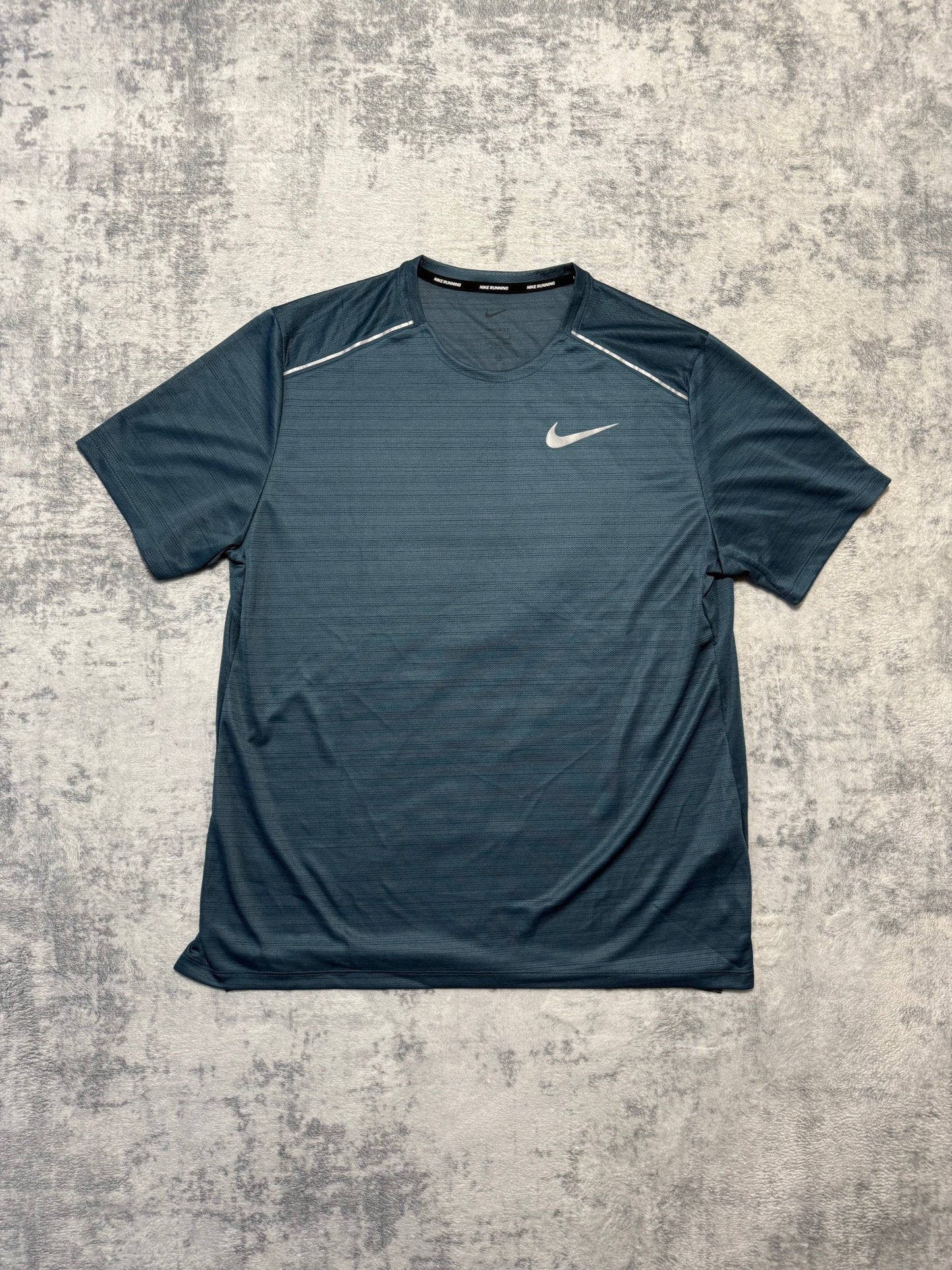 Nike Miler T Shirt - L - Active Supply