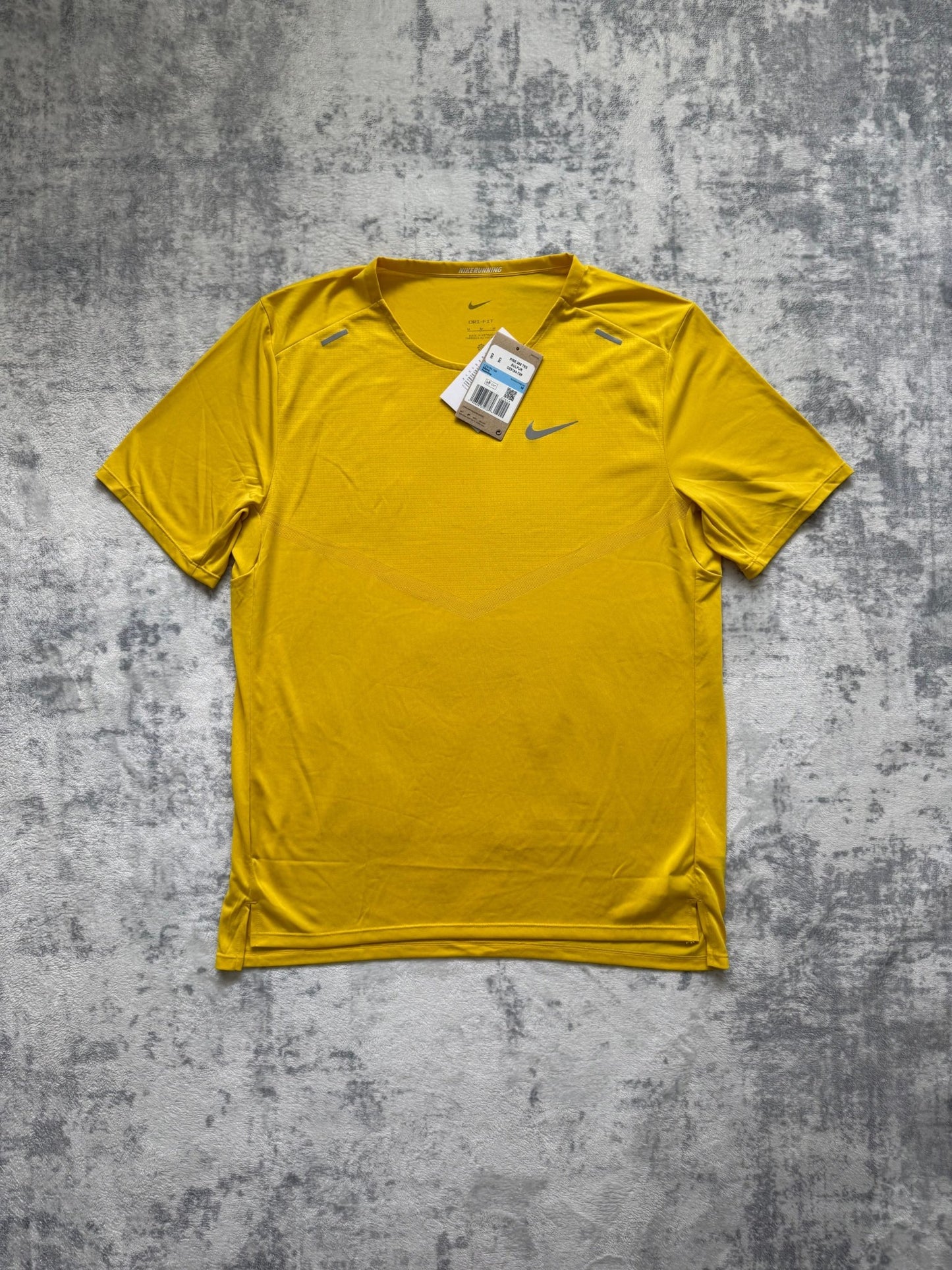 Nike Miler T Shirt - M - Active Supply