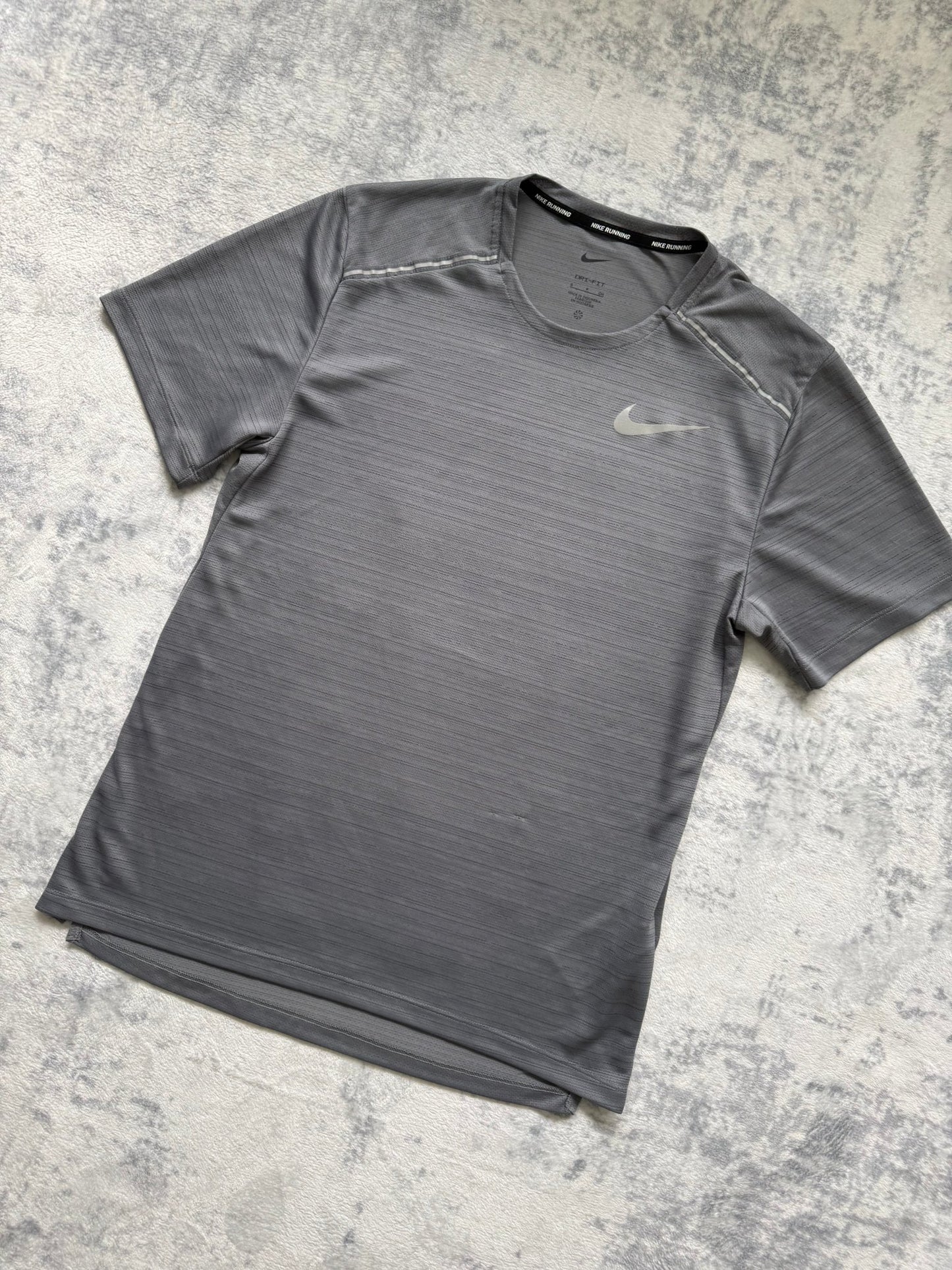 Nike Miler T Shirt - S - Active Supply