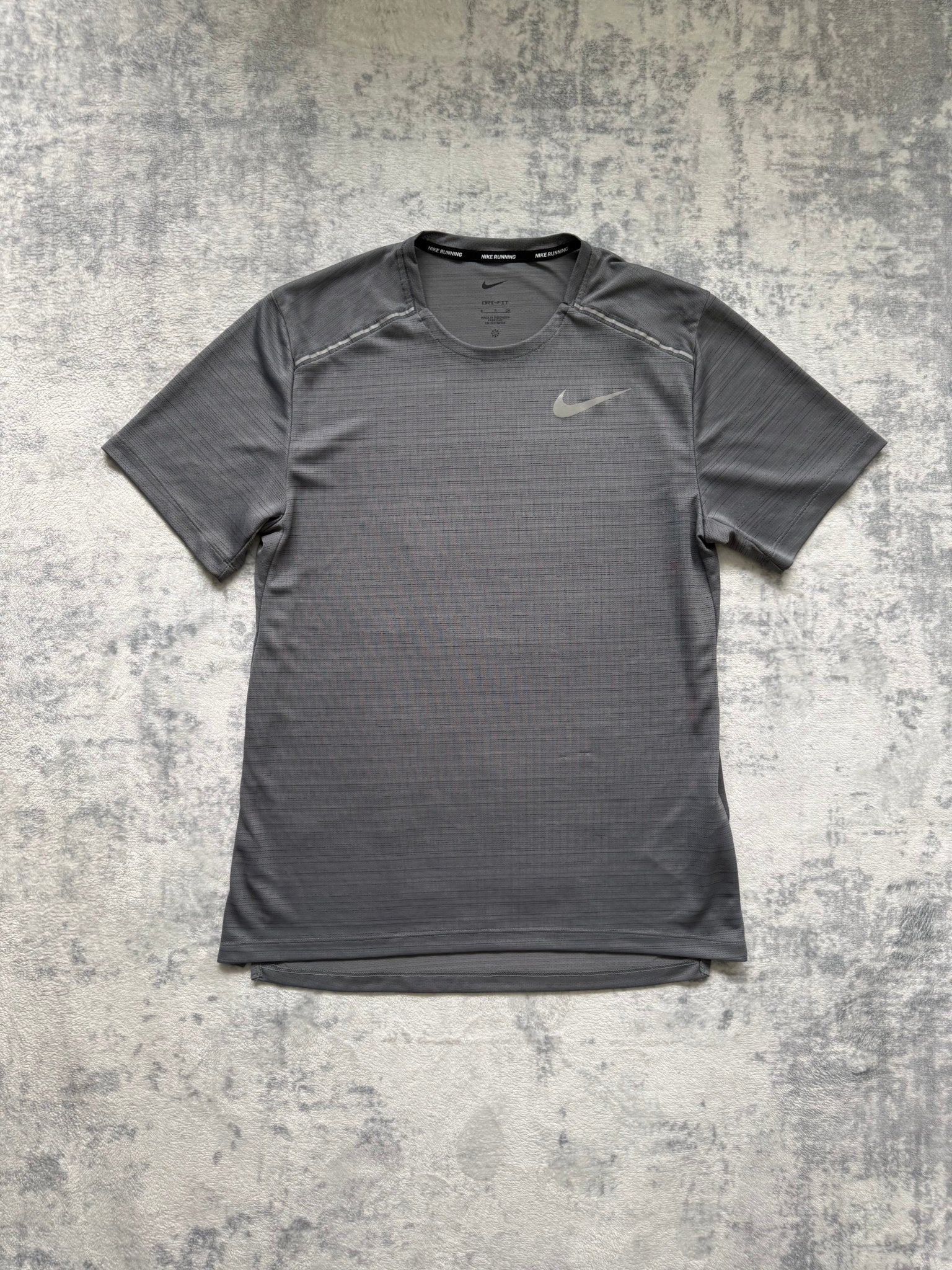 Nike Miler T Shirt - S - Active Supply