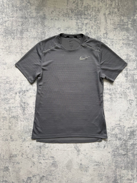 Nike Miler T Shirt - S - Active Supply