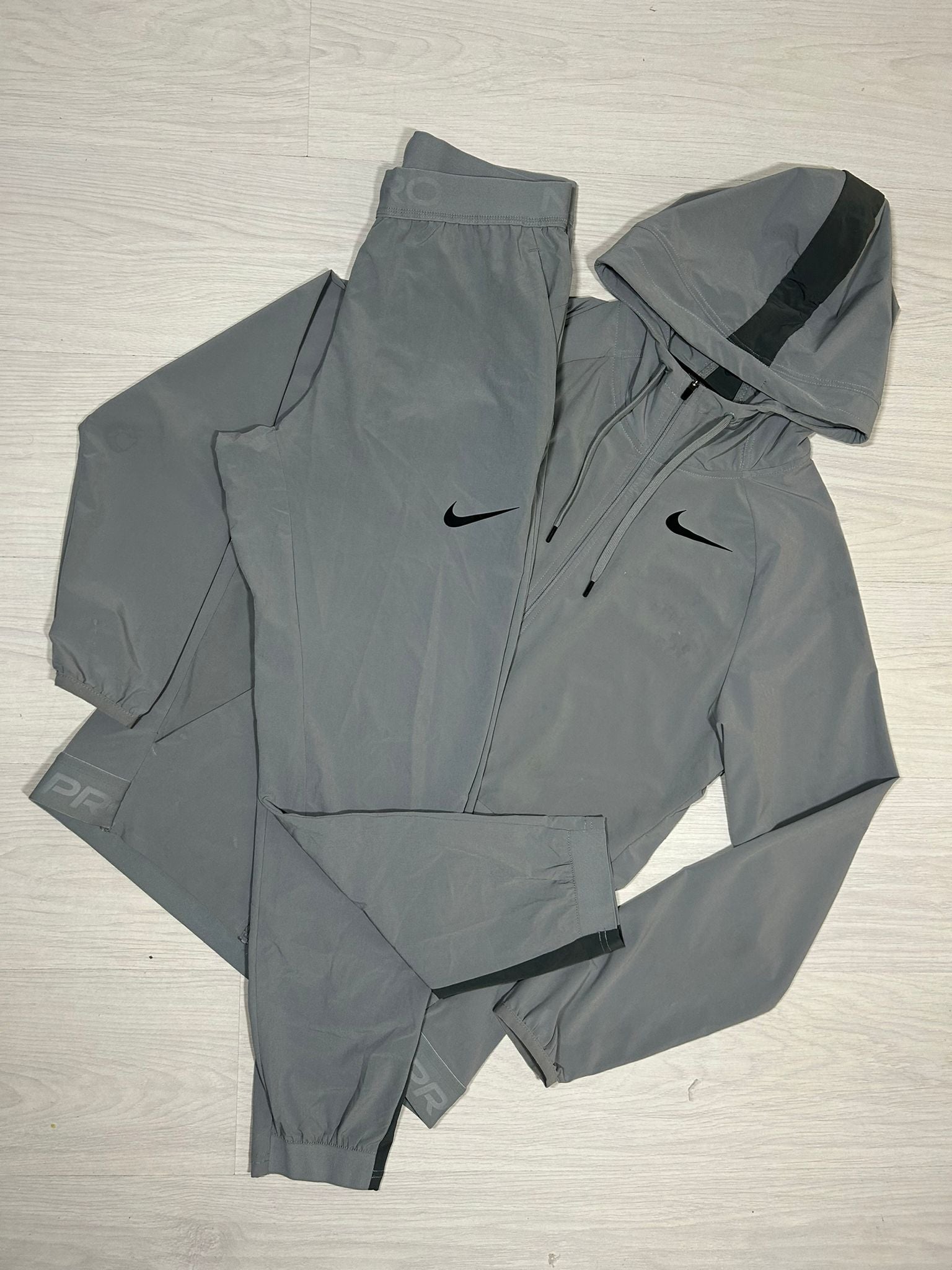 Nike Pro Tracksuit - S - Active Supply