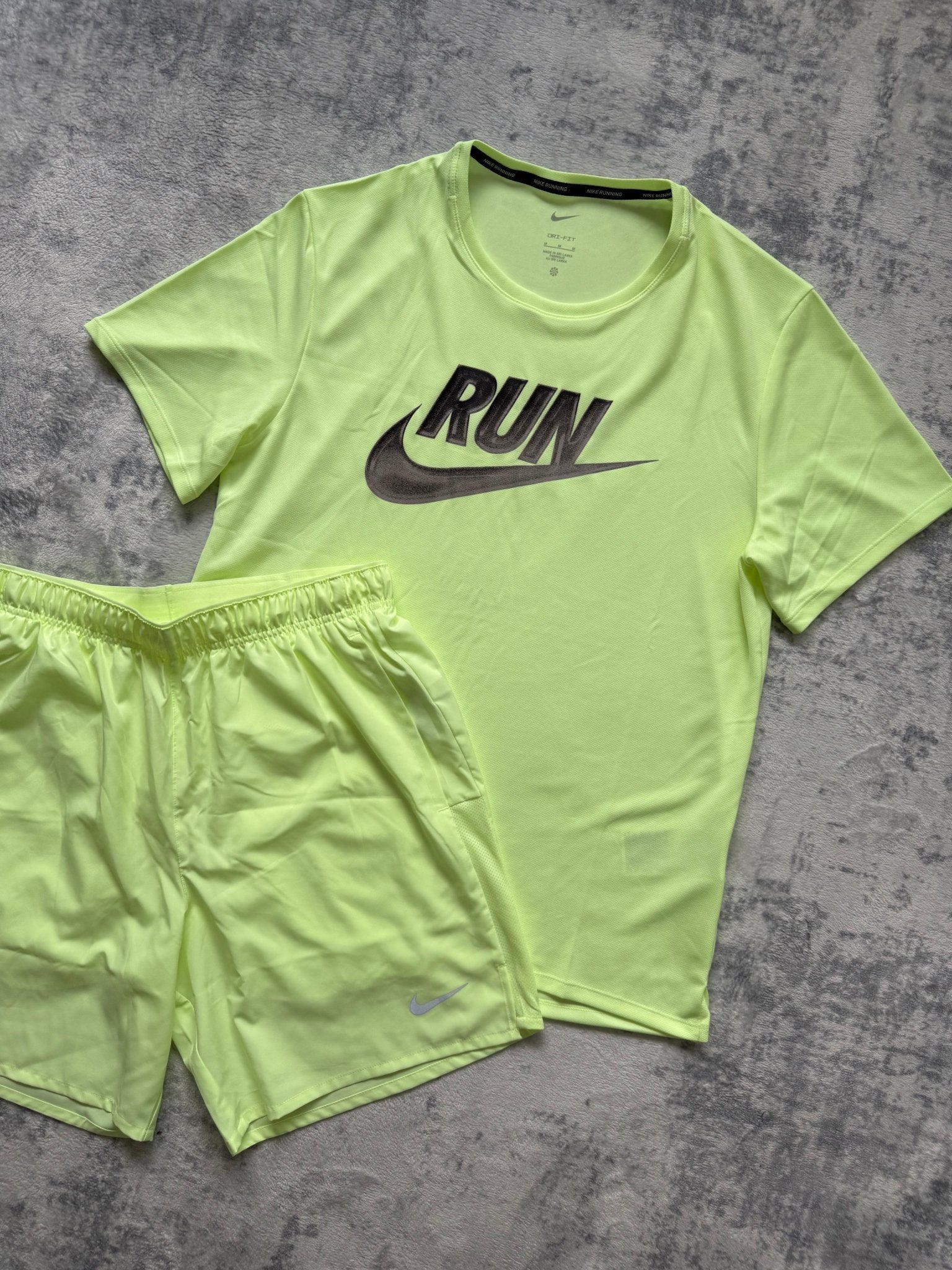 Nike Run Short Set - M - Active Supply