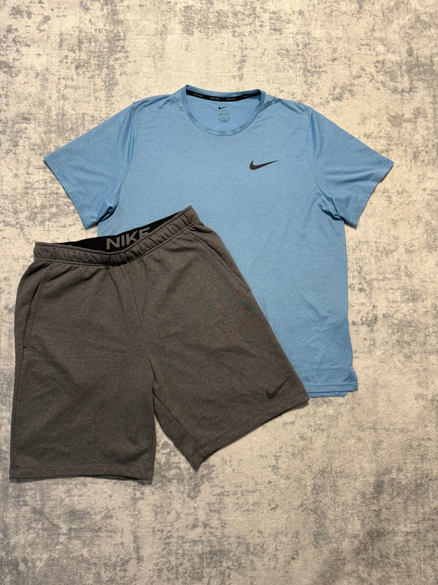 Nike Short Set - L - Active Supply