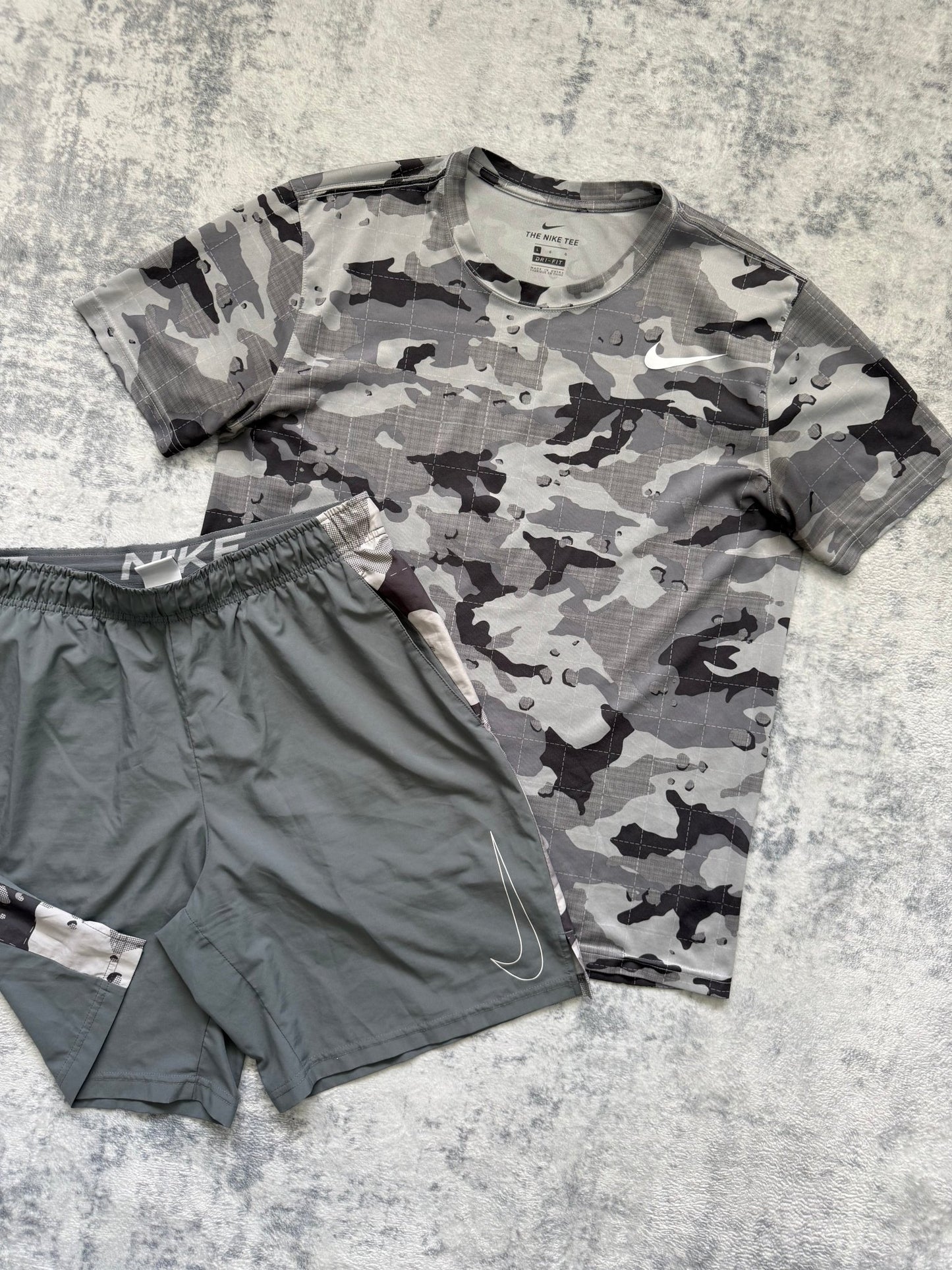 Nike Short Set - L/M - Active Supply