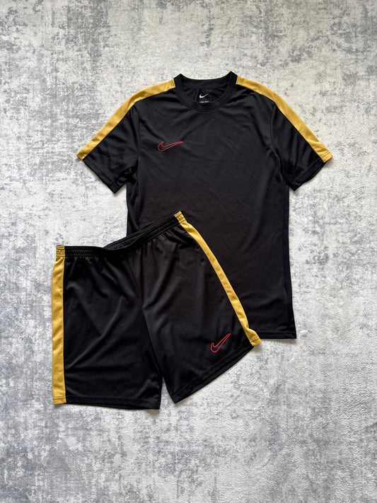 Nike Short Set - M - Active Supply