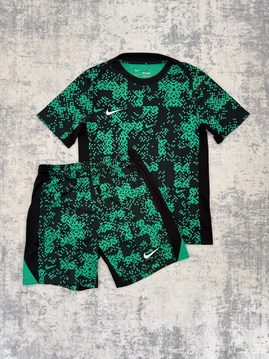 Nike Short Set - M - Active Supply