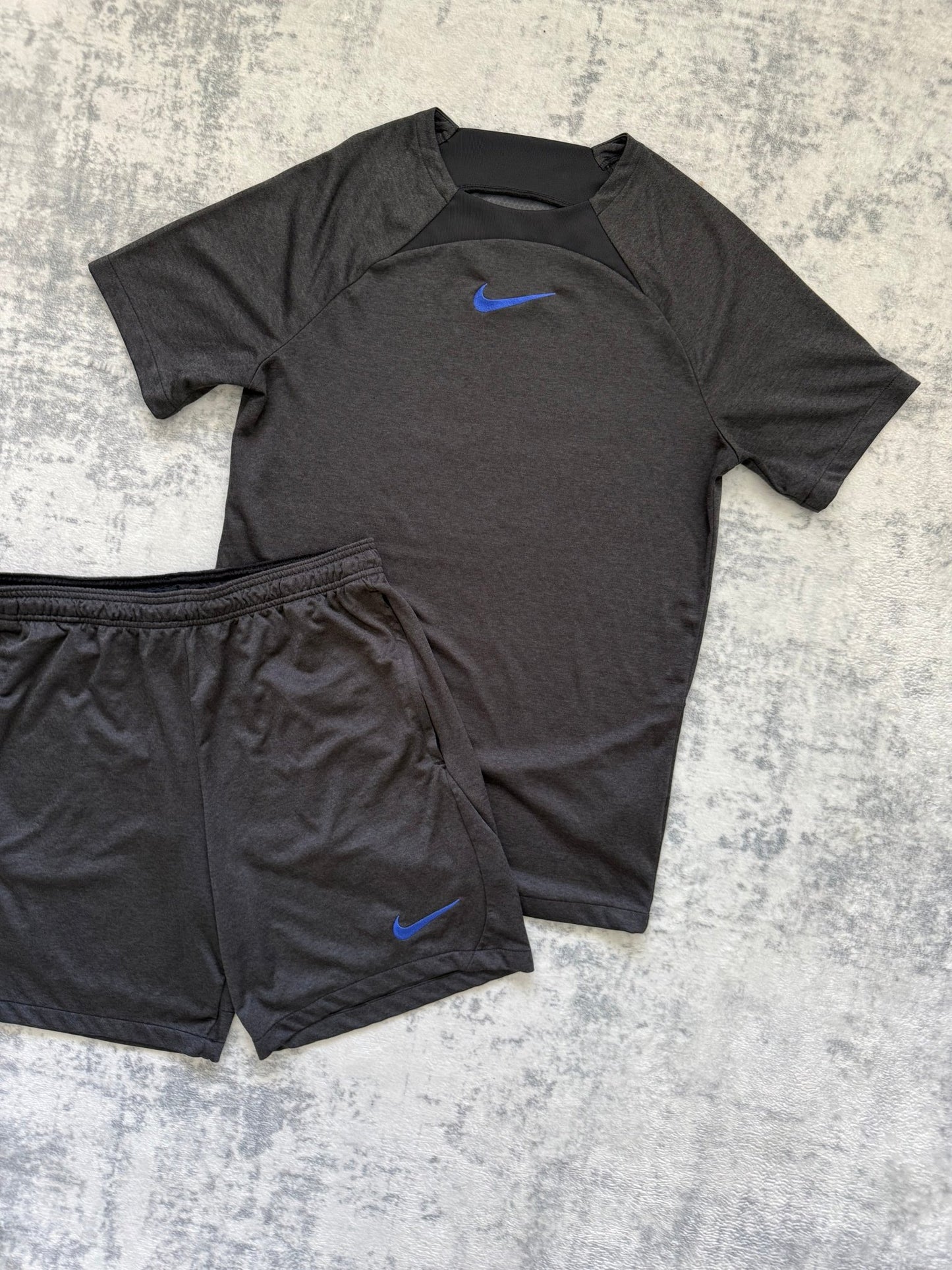 Nike Short Set - M/L - Active Supply