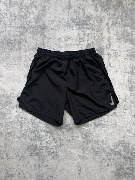 Nike Shorts - L - Active Supply