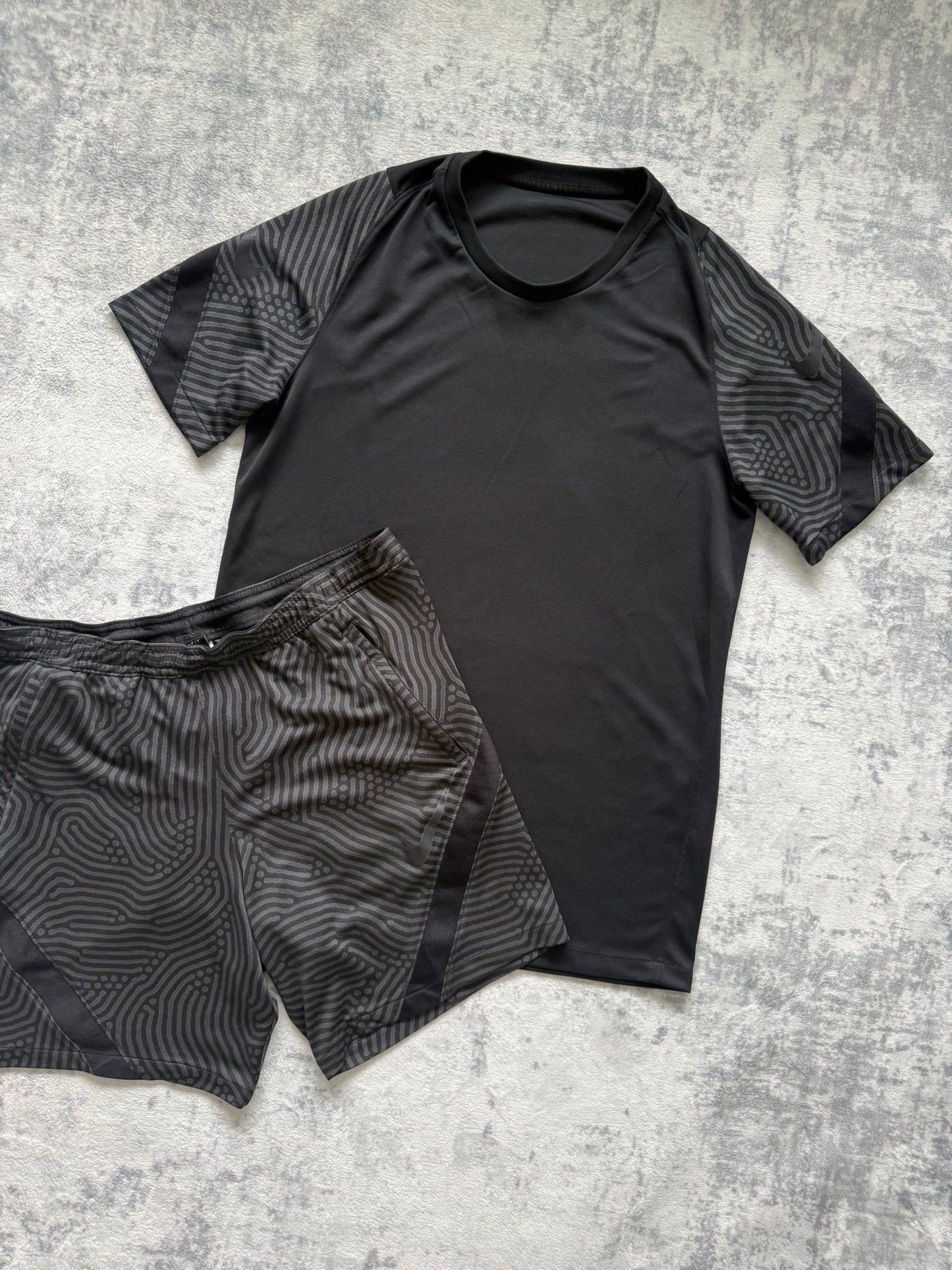 Nike Strike Short Set - L - Active Supply