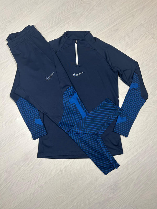 Nike Strike Tracksuit - M - Active Supply