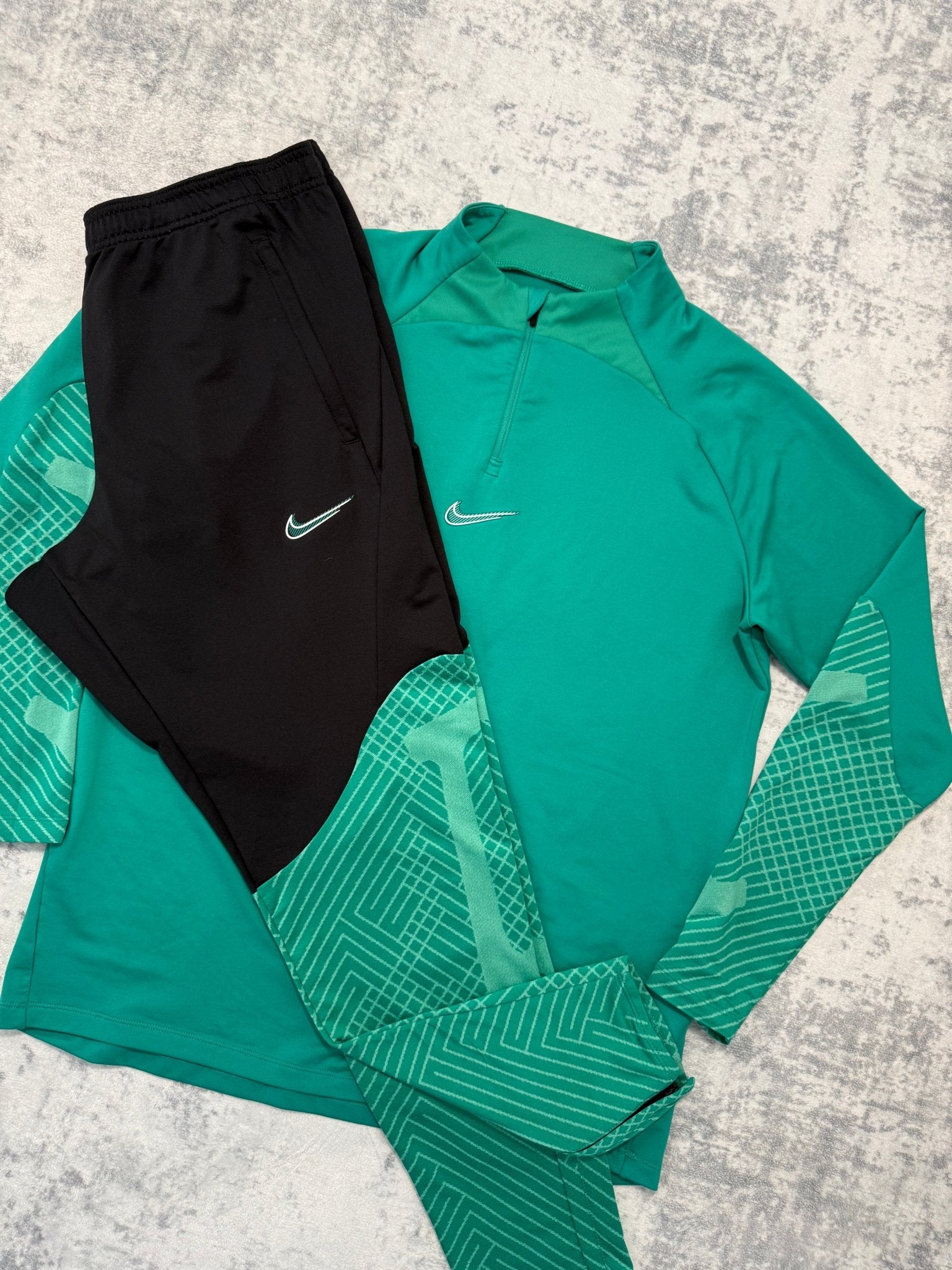Nike Strike Tracksuit - XL - Active Supply