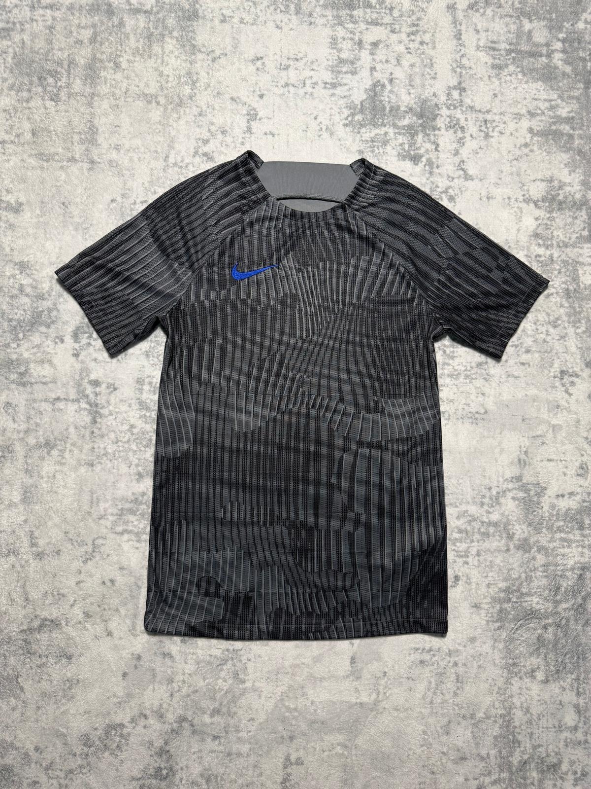 Nike T Shirt - S - Active Supply