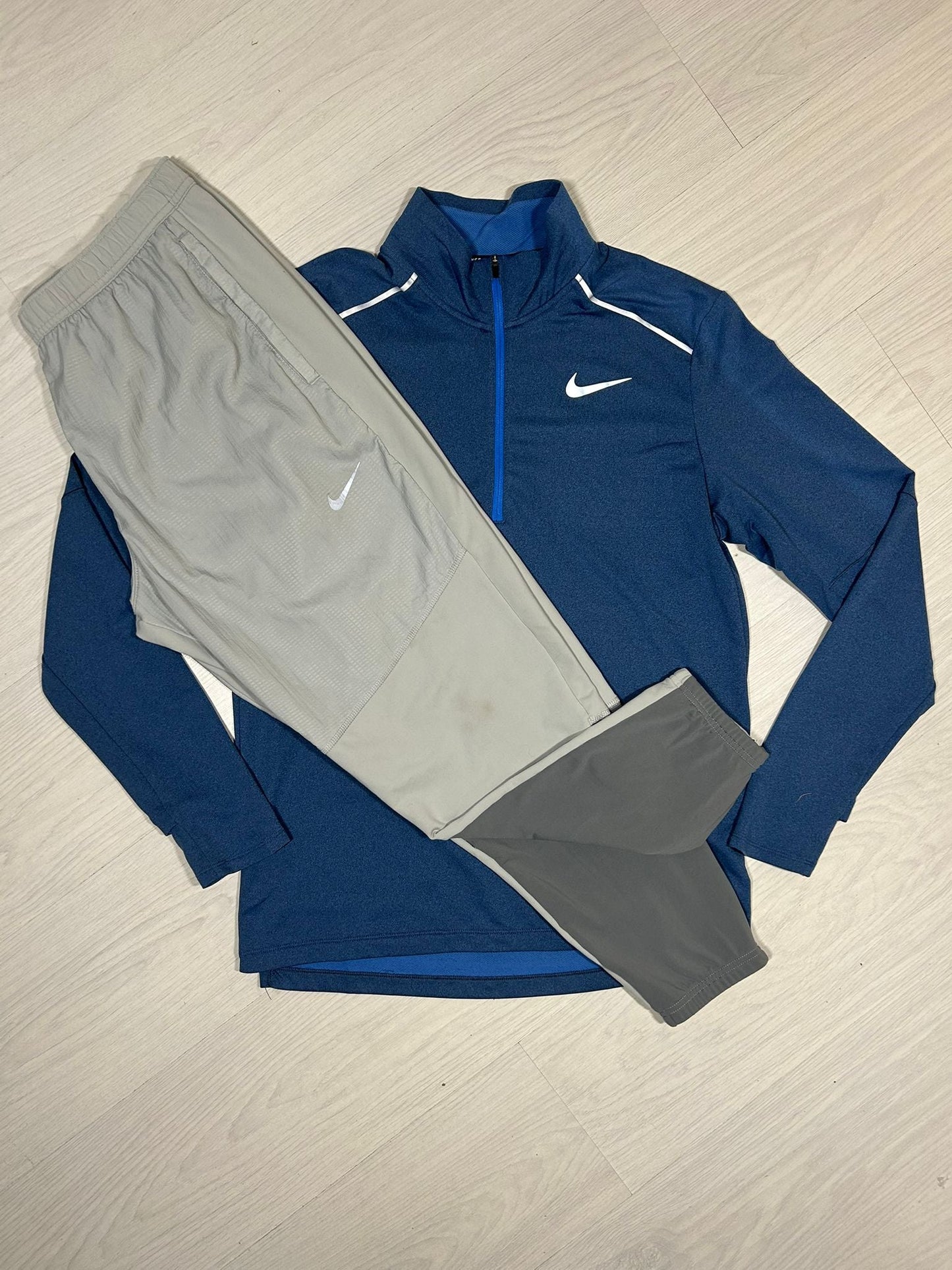 Nike Tracksuit - M/L - Active Supply