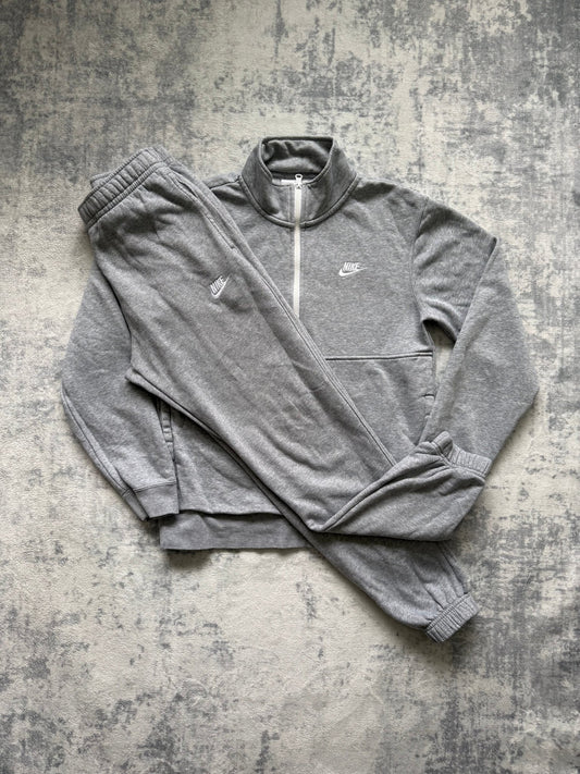 Nike Tracksuit - S - Active Supply