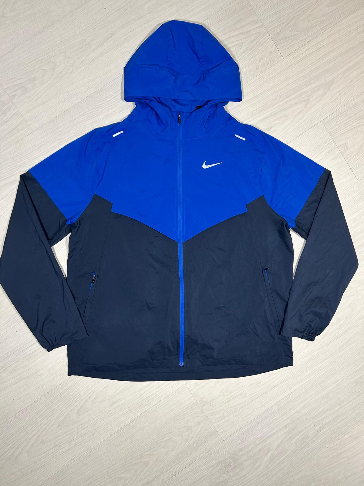 Nike Windrunner - L - Active Supply