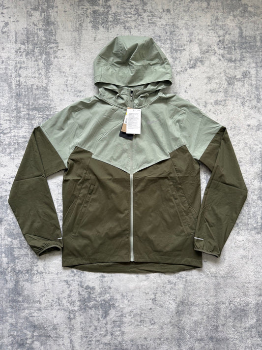 Nike Windrunner - S - Active Supply