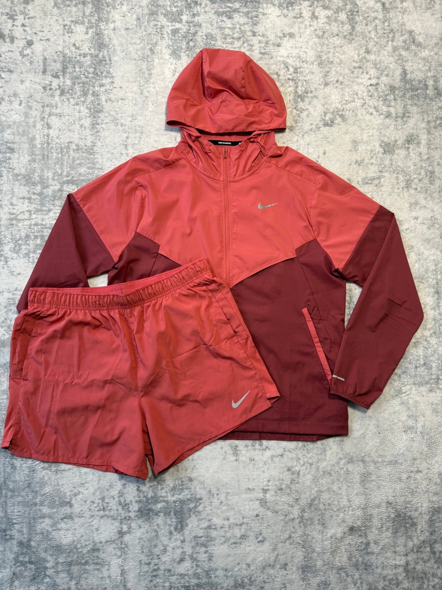 Nike Windrunner Set - M/L - Active Supply